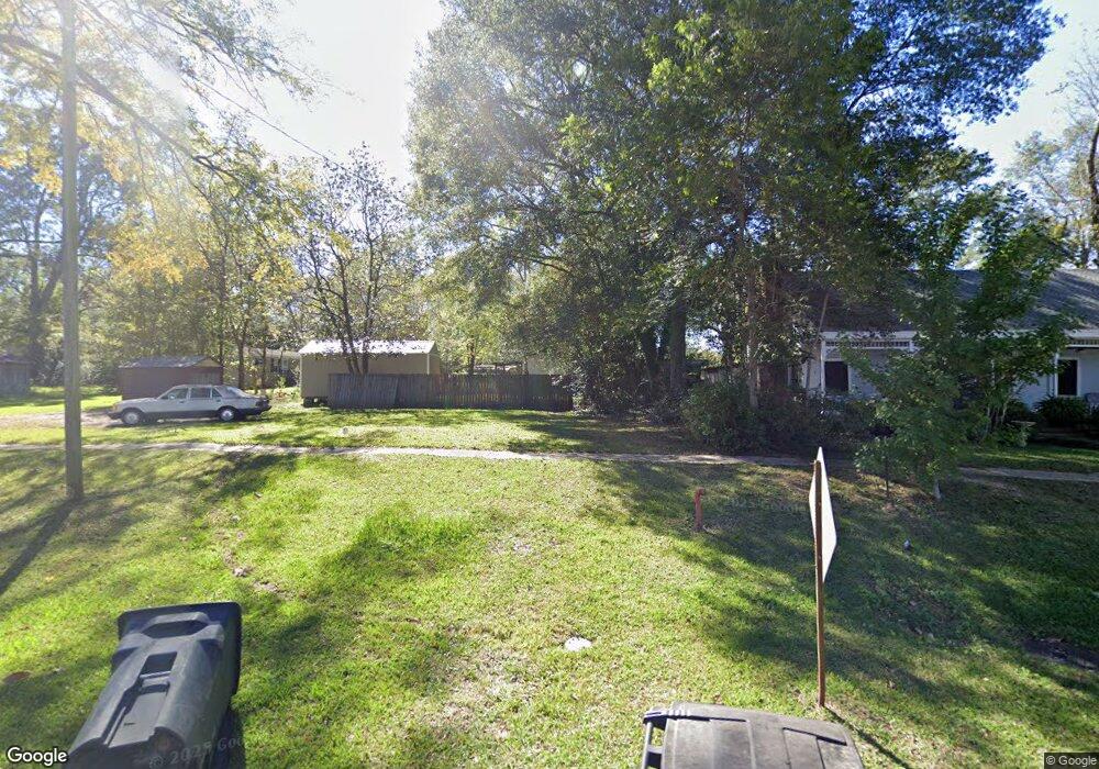 102 W Liberty St, Osyka, MS 39657 - photo 1