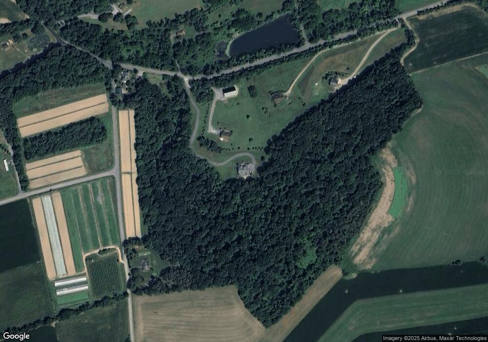 702 Highland Ave, Shoemakersville, PA 19555 - photo 1