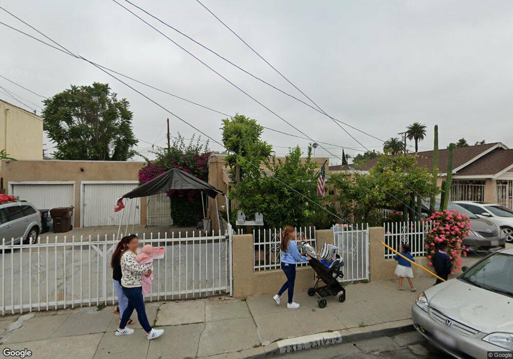 731 W Plum St, Compton, CA 90222 - photo 1