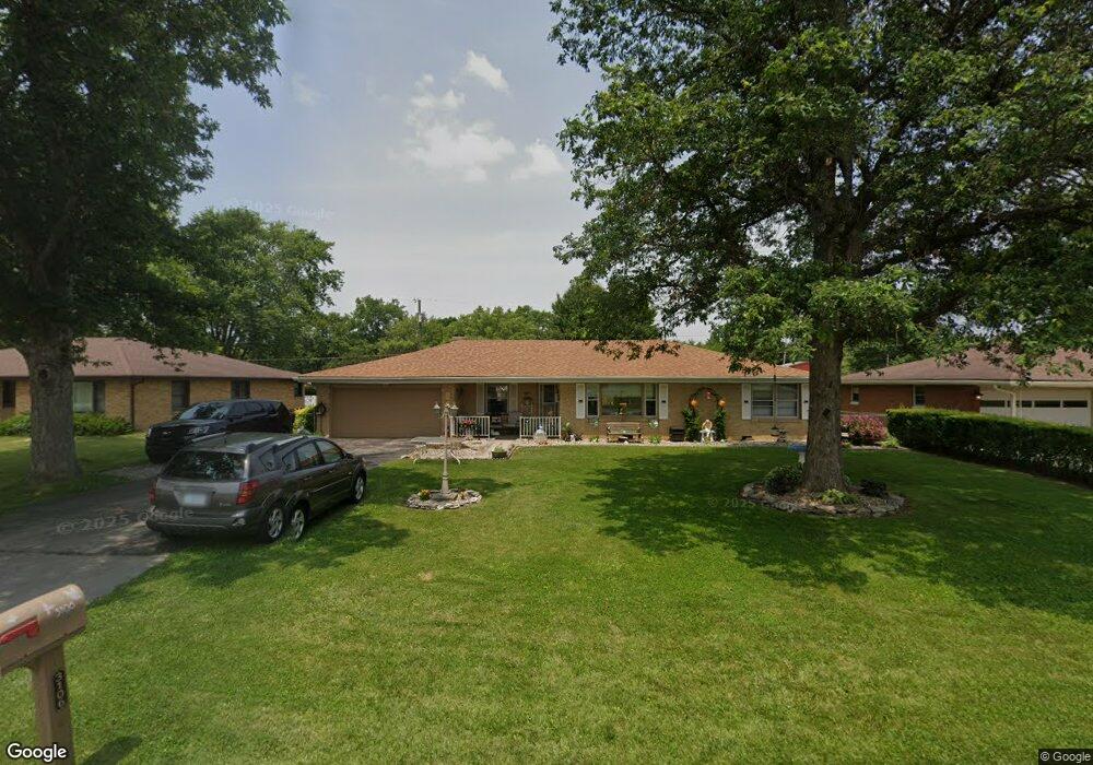 3106 E 8th St, Anderson, IN 46012 - photo 1