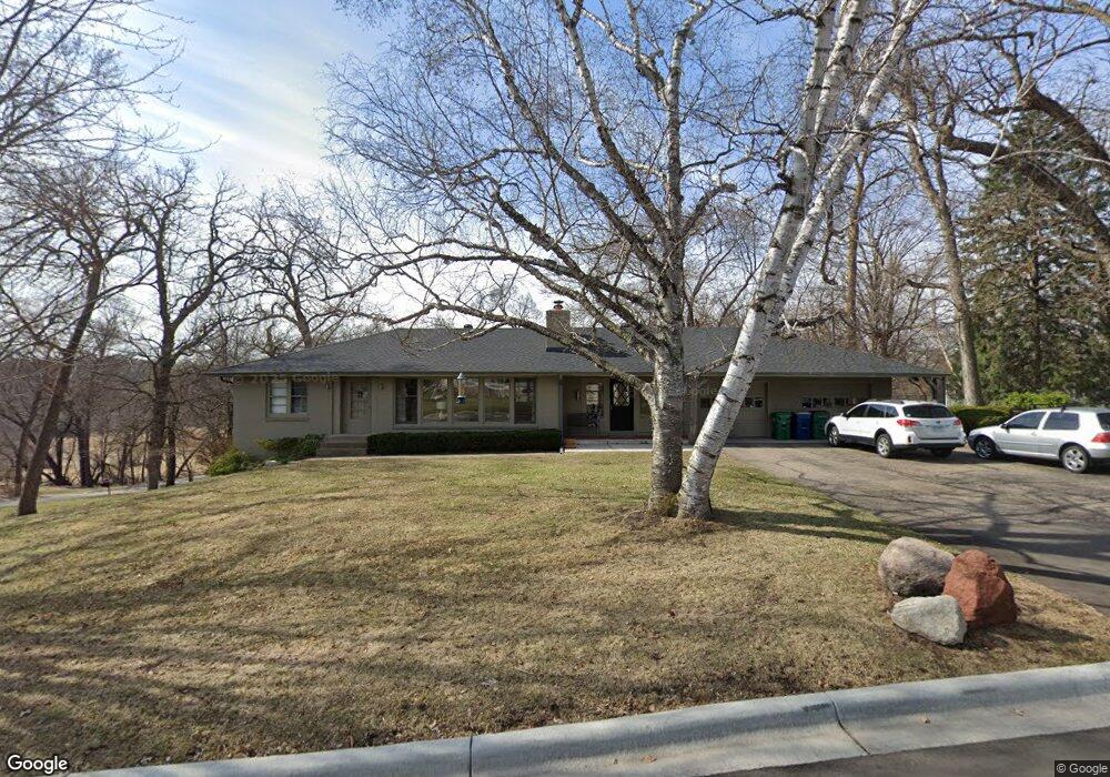 16505 Linden Dr, Minnetonka, MN 55345 - photo 1