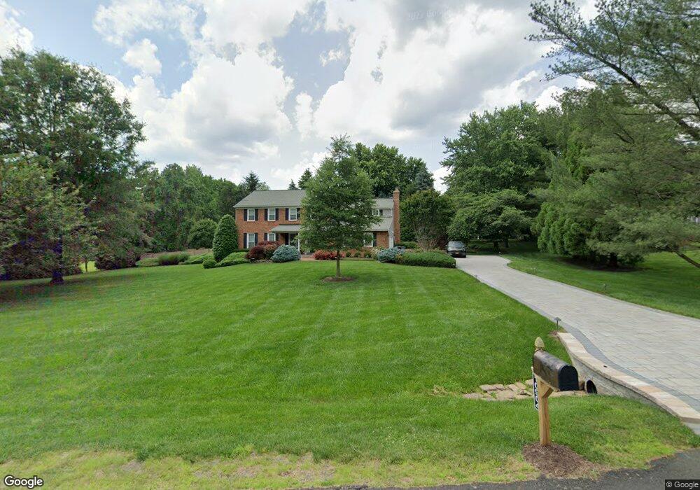 10904 Equestrian Ct, Reston, VA 20190 - photo 1