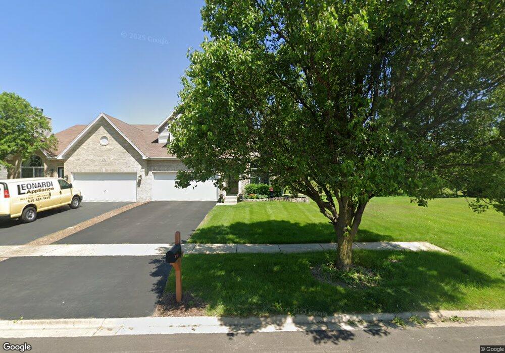 578 Sudbury Cir unit 578, Oswego, IL 60543 - photo 1