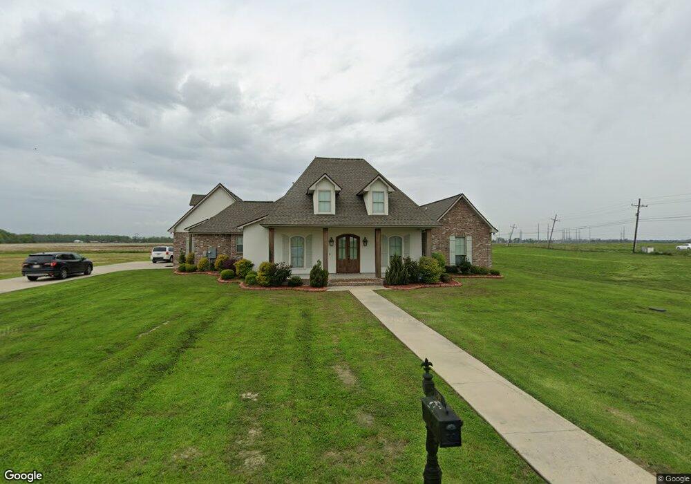 330 Harvest Ln, Port Allen, LA 70767 - photo 1