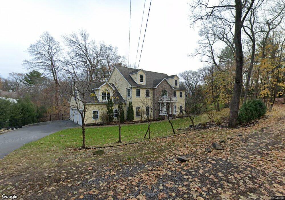 32 Mccall Rd, Winchester, MA 01890 - photo 1