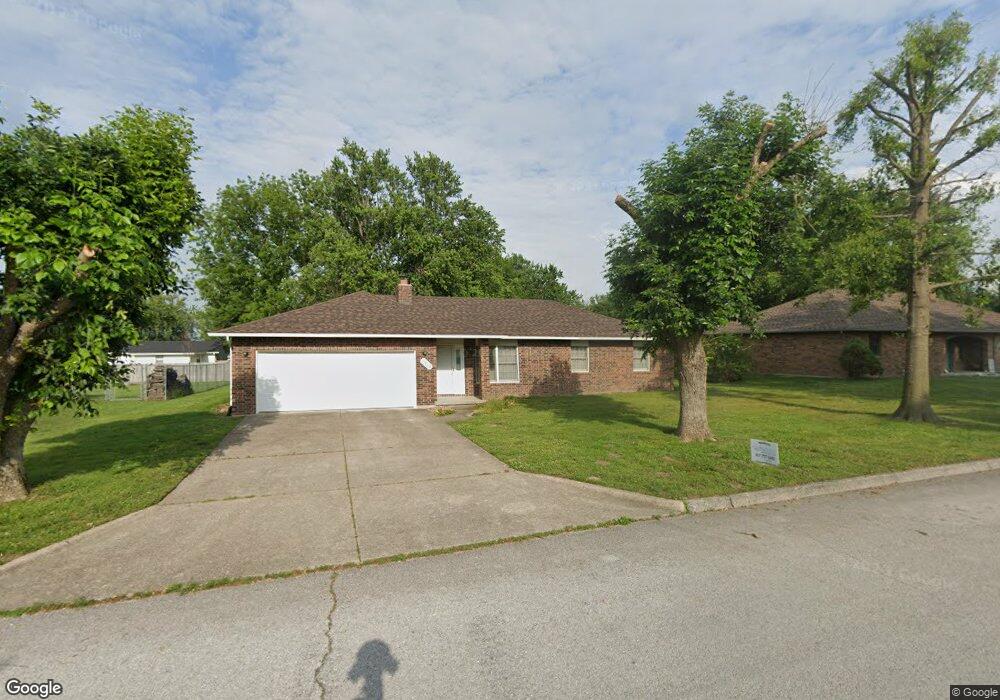 1912 S Hedgewood Dr, Bolivar, MO 65613 - photo 1