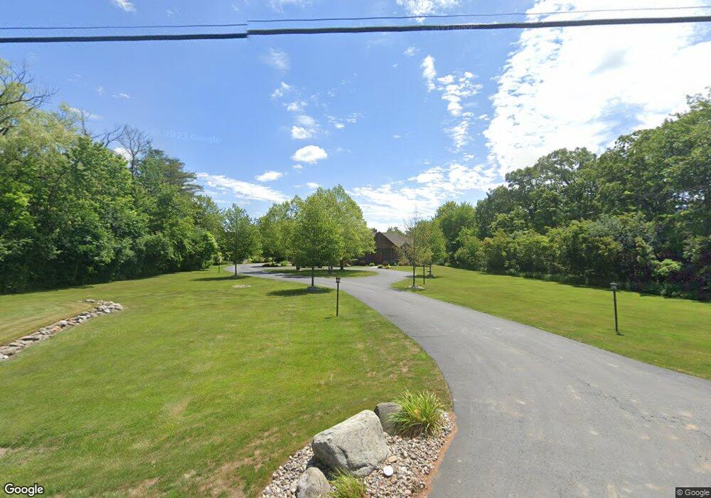 862 Pearse Rd, Schenectady, NY 12309 - photo 1