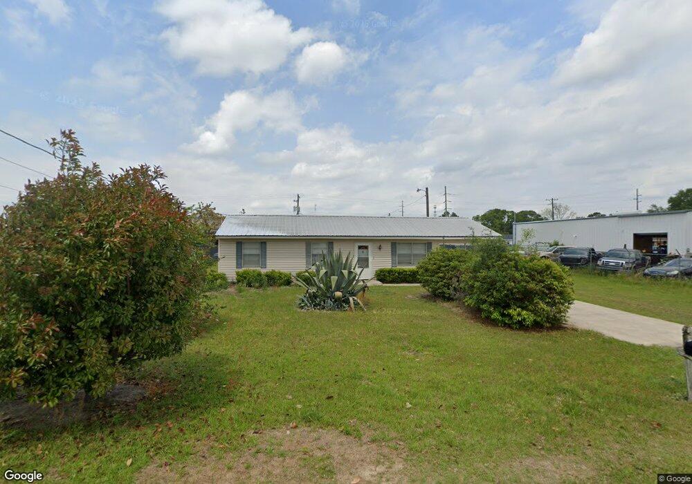 1002 Magnolia St, Douglas, GA 31533 - photo 1