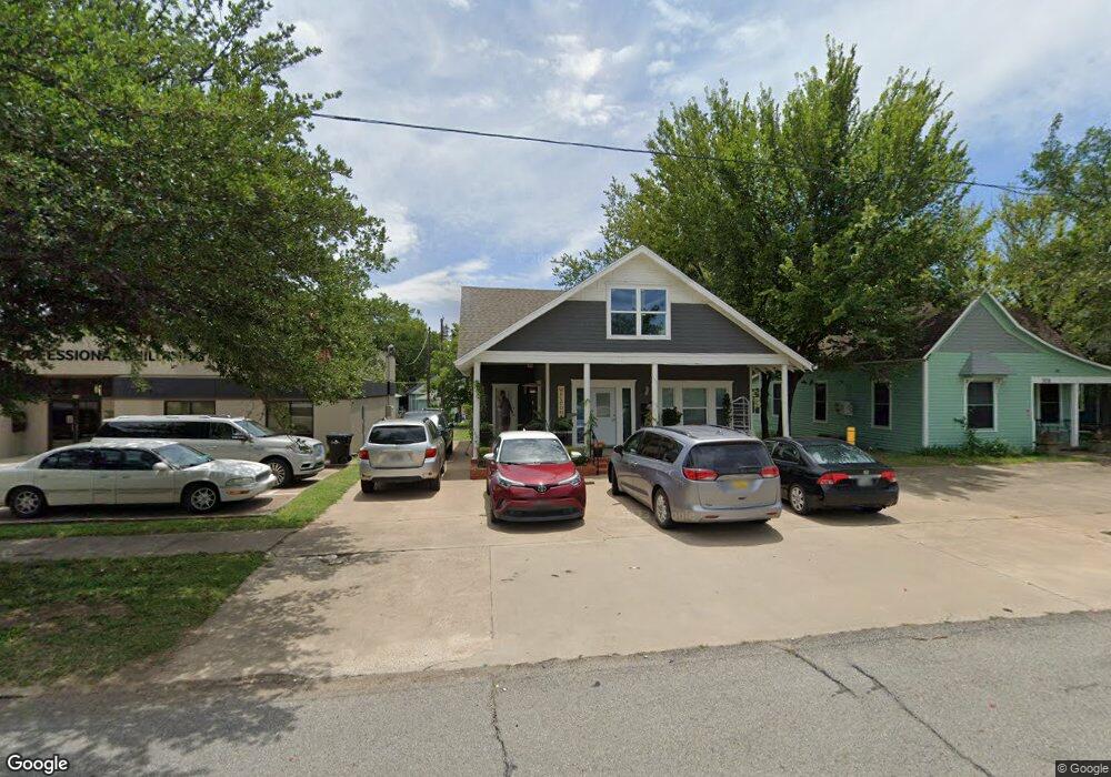 920 W Main St, Denison, TX 75020 - photo 1