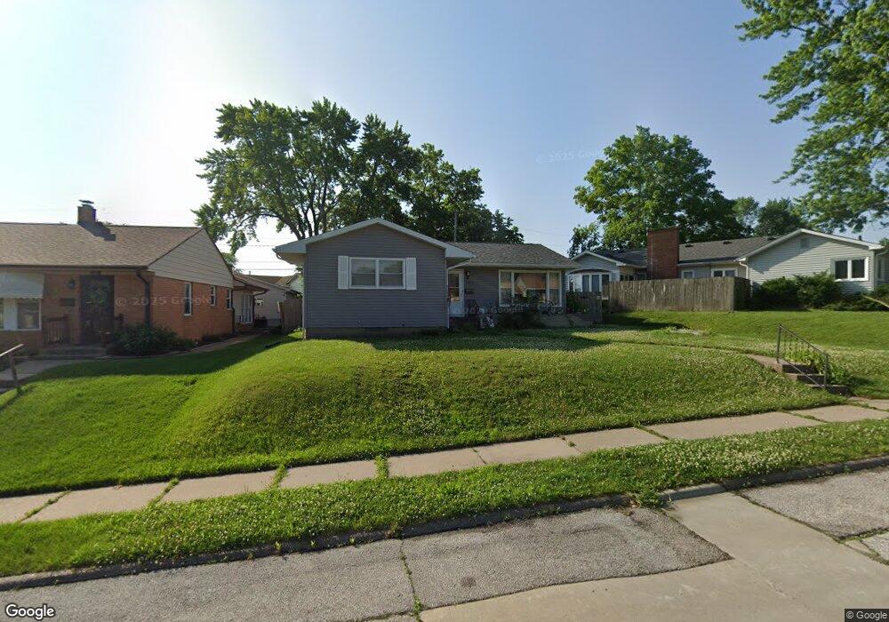 2815 Fillmore Ln, Davenport, IA 52804 - photo 1