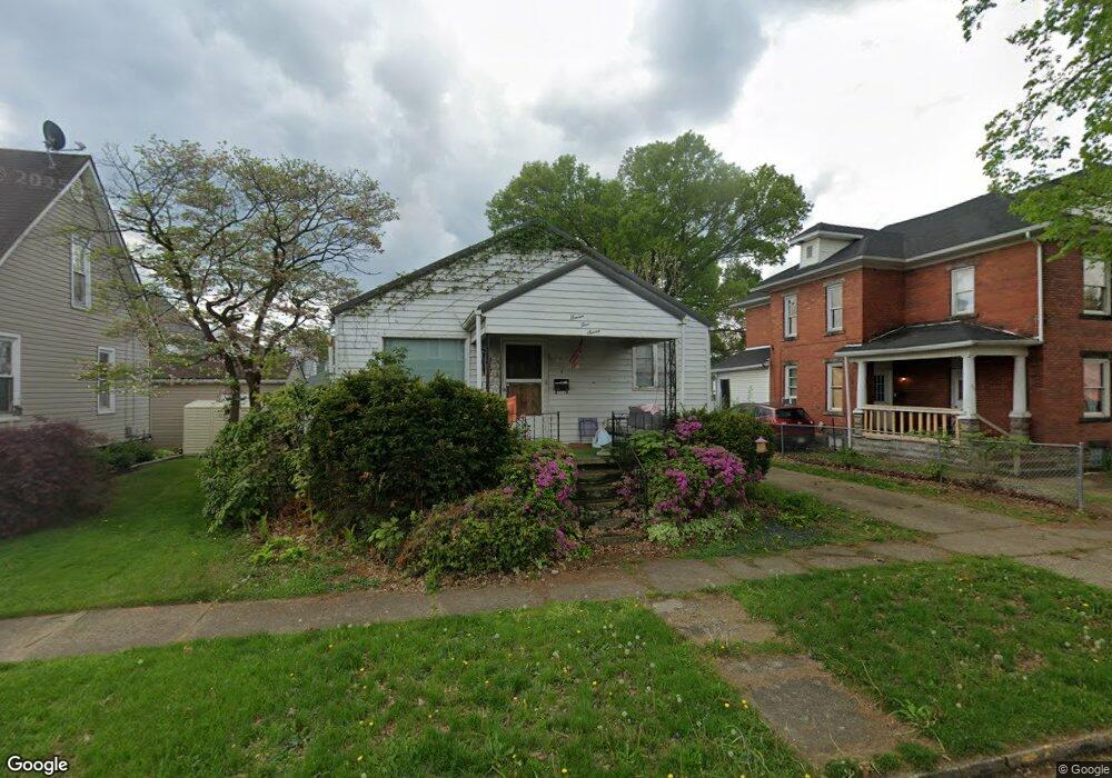 757 Elm St, Coshocton, OH 43812 - photo 1