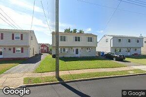 120 Camelot Dr, Port Reading, NJ 07064