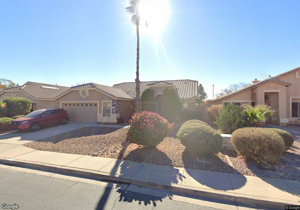 2297 E Robin Ln, Gilbert, AZ 85296 - photo 1