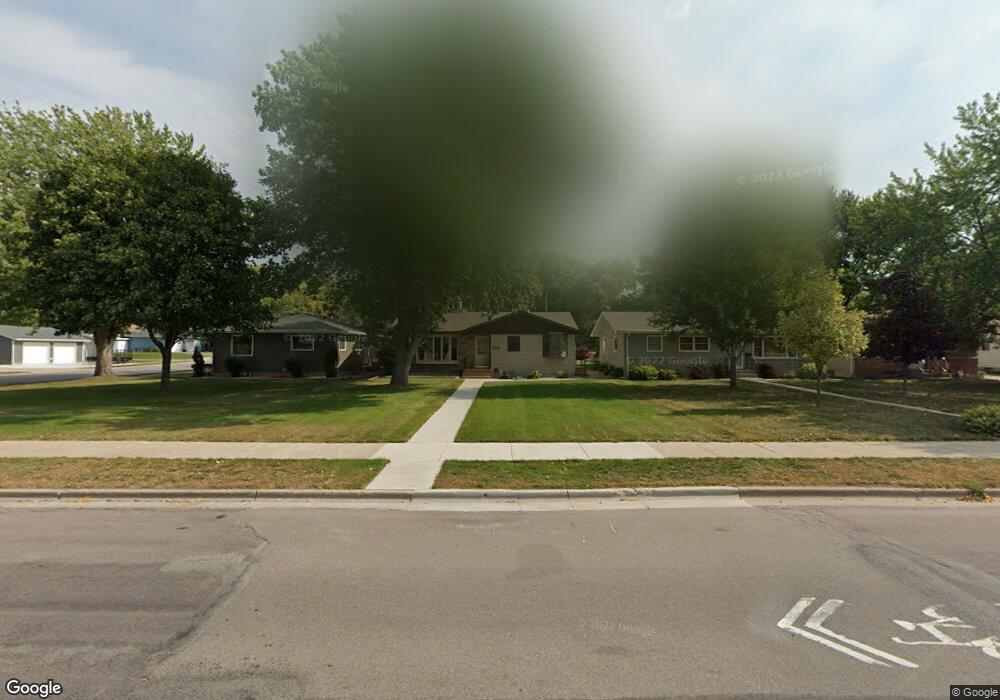 722 N Garden St, New Ulm, MN 56073 - photo 1