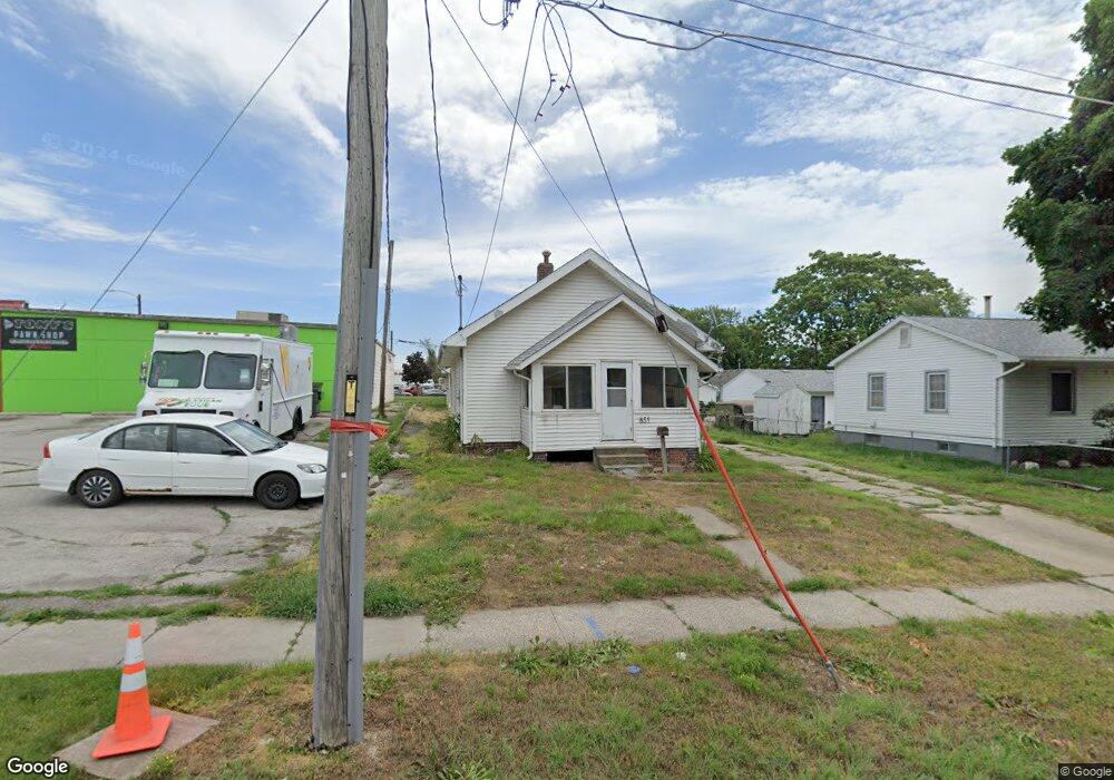 851 E 24th Ct, Des Moines, IA 50317 - photo 1