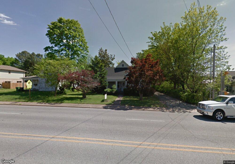 624 W Poplar St, Rogers, AR 72756 - photo 1