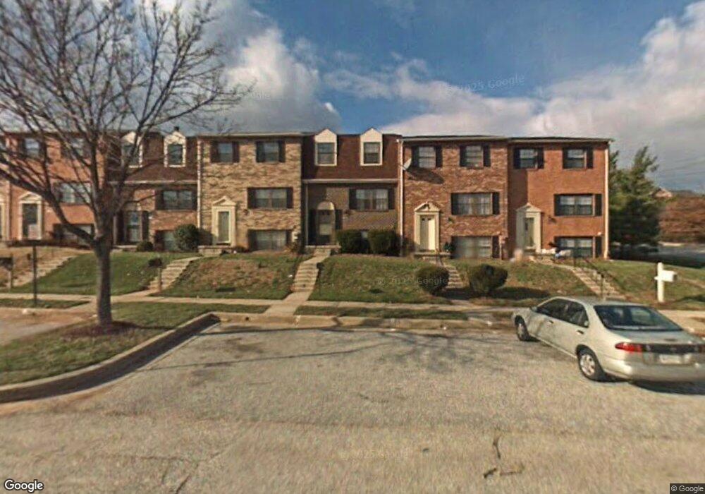 4706 Grand Bend Dr, Catonsville, MD 21228 - photo 1