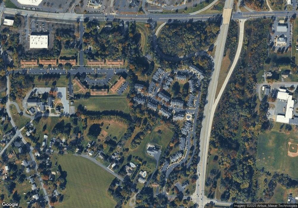 705 Coventry Pointe Ln unit 75, Pottstown, PA 19465 - photo 1