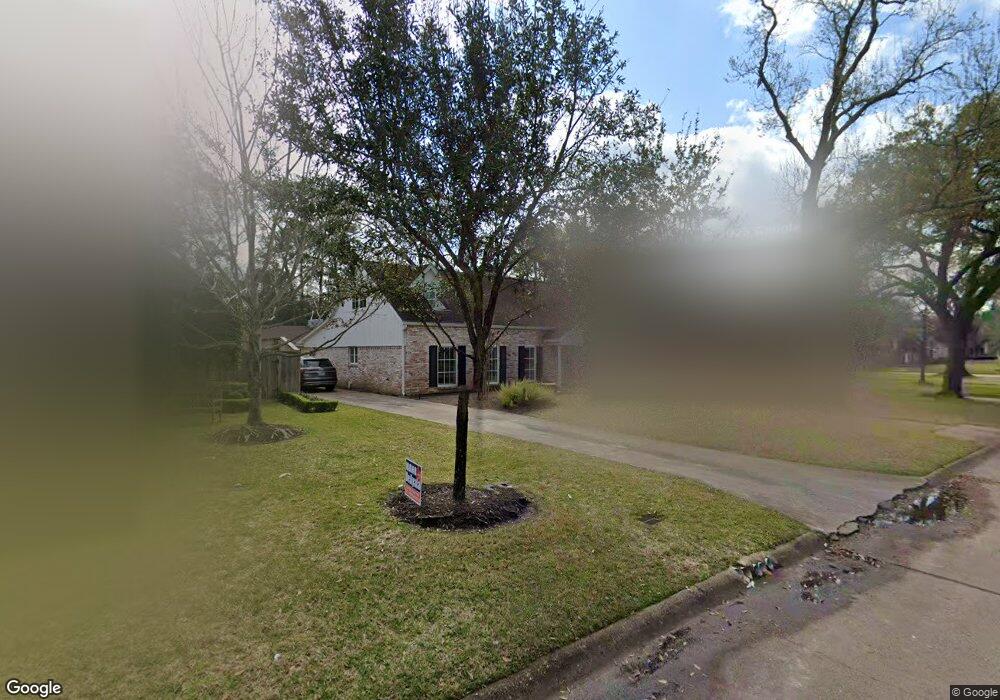 258 Stoney Creek Dr, Houston, TX 77024 - photo 1