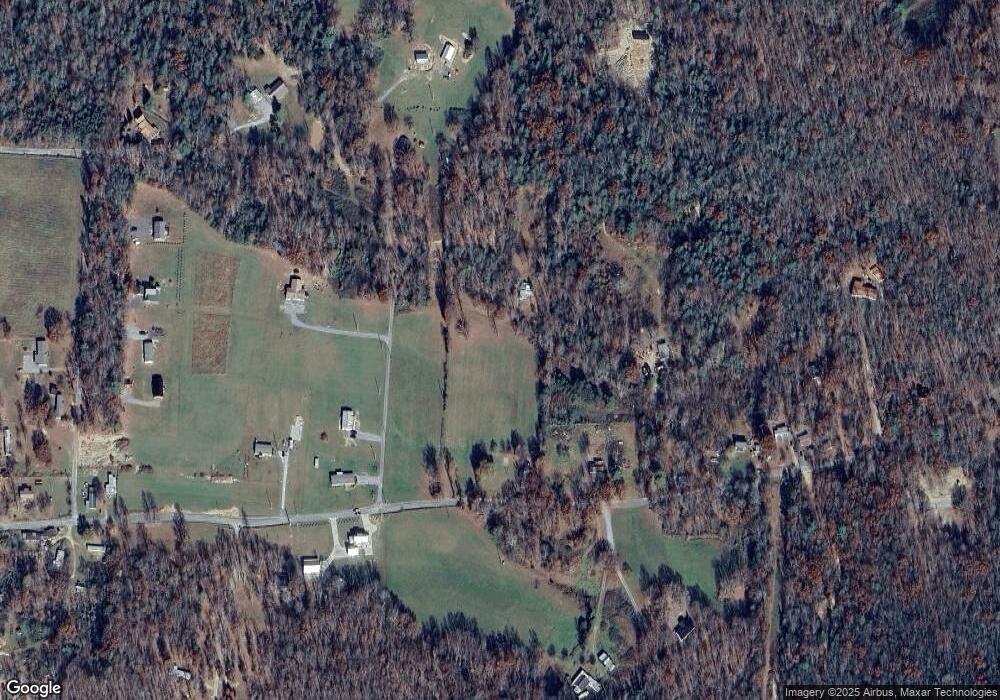 977 Old Mountain Rd, Greeneville, TN 37743 - photo 1