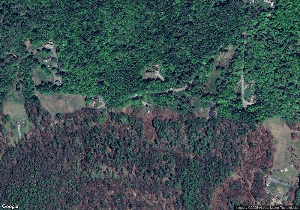 141 N Hinsdale Rd, Chesterfield, NH 03443 - photo 1