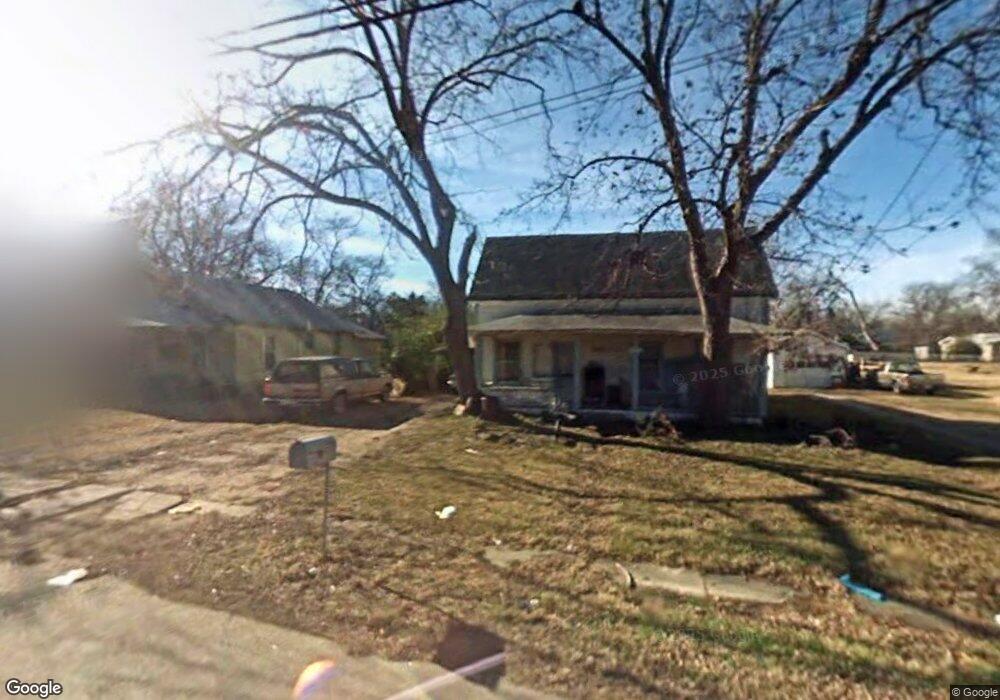 1019 Star St, Bonham, TX 75418 - photo 1