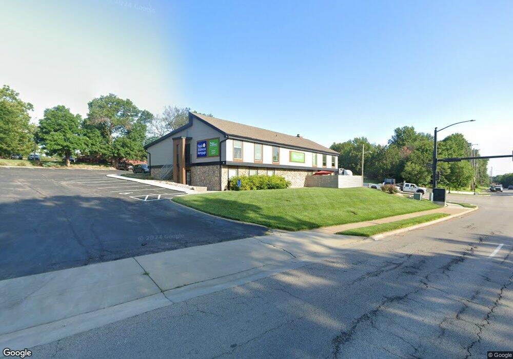 2901 SW Burlingame Rd, Topeka, KS 66611 - photo 1