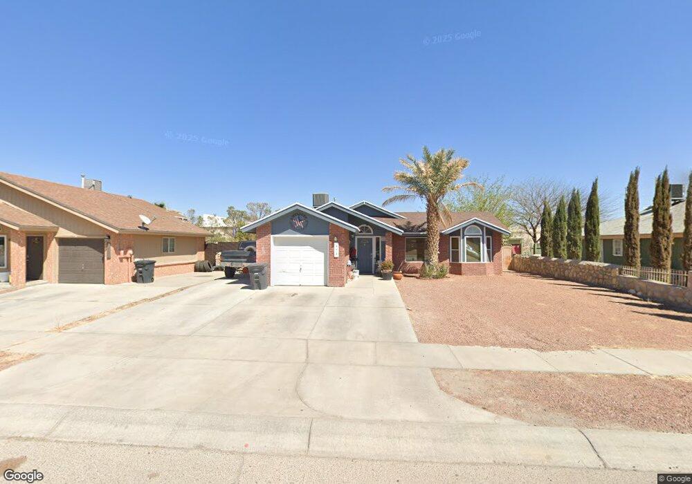 373 Barrel Cactus Dr, Horizon City, TX 79928 - photo 1