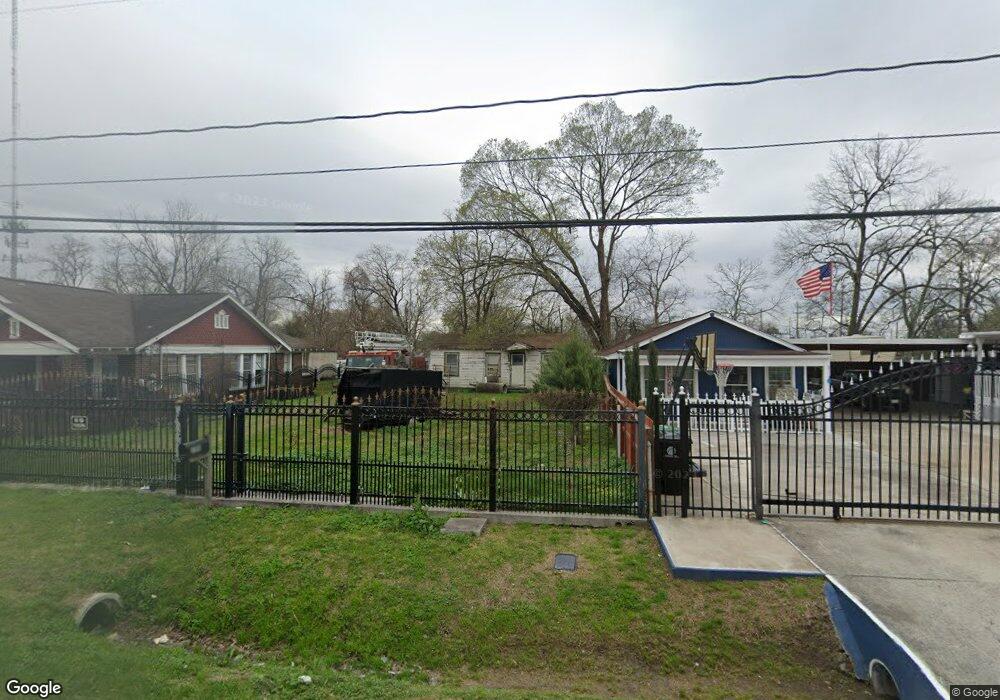 100 Neyland St, Houston, TX 77022 - photo 1