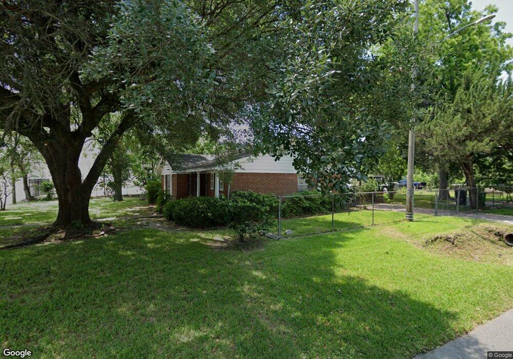 8817 Lockwood Dr, Houston, TX 77016 - photo 1