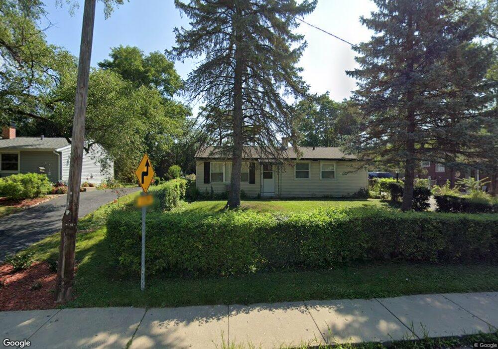 11 Alameda Dr, Carpentersville, IL 60110 - photo 1