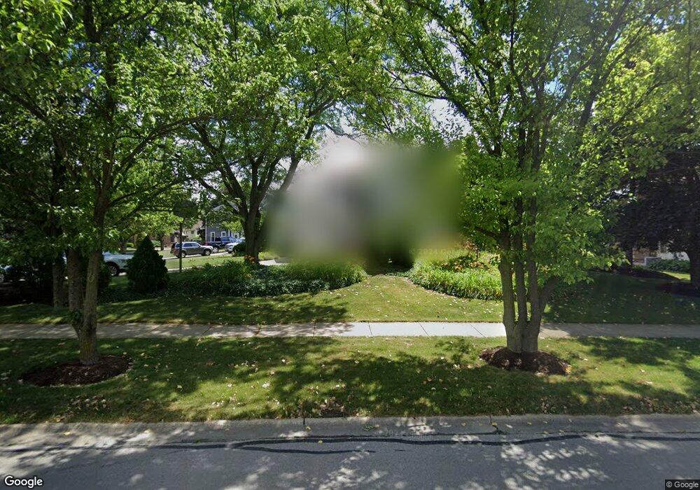 746 S River Rd, Naperville, IL 60540 - photo 1