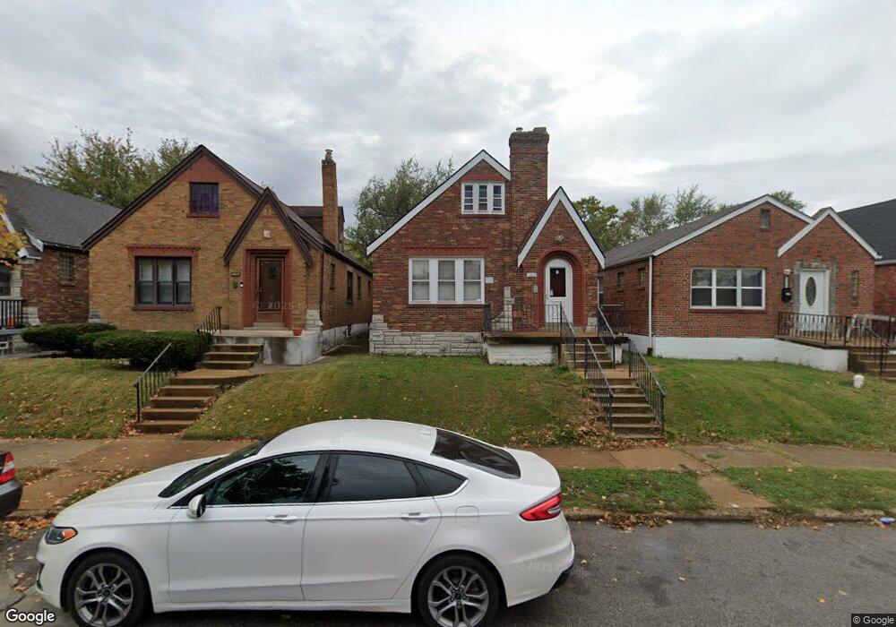 4612 Penrose St, Saint Louis, MO 63115 - photo 1