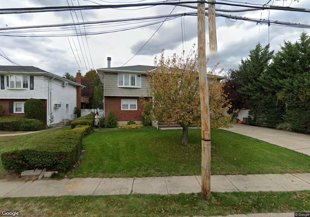 1146 Tulip Ave, Franklin Square, NY 11010 - photo 1