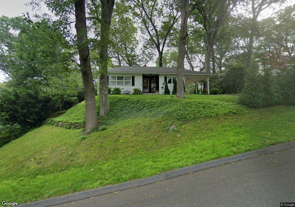 5 Halsey St, Seymour, CT 06483 - photo 1