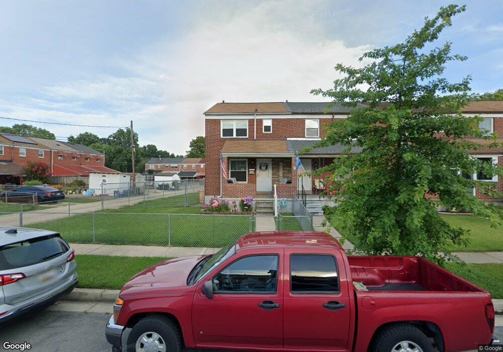 1045 Foxridge Ln, Essex, MD 21221 - photo 1