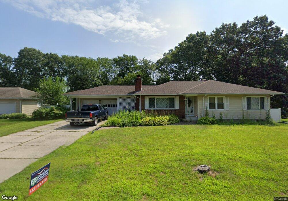 43 Edgewood Rd, Ludlow, MA 01056 - photo 1