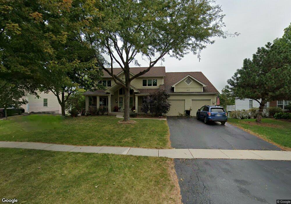 631 Young Ave, Batavia, IL 60510 - photo 1