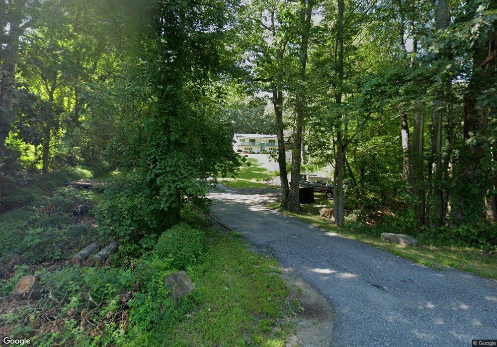 196 W Sutton Rd, Sutton, MA 01590 - photo 1