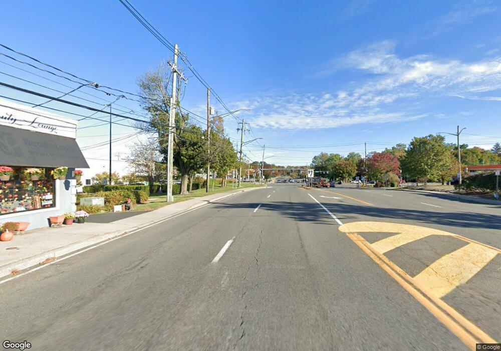 27 N Middletown Rd unit 1R, Nanuet, NY 10954 - photo 1