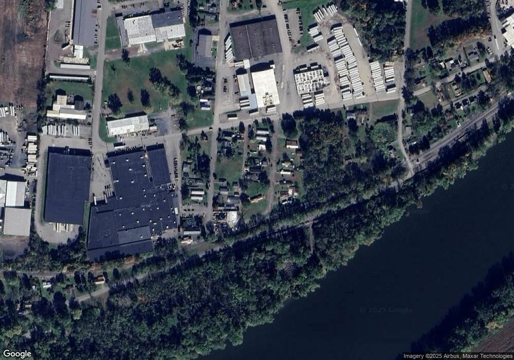 429 S Arch St, Berwick, PA 18603 - photo 1