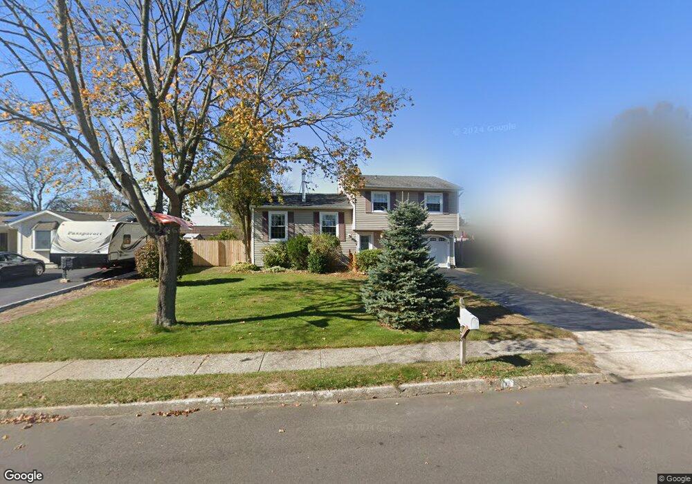 39 Spiral Rd, Holtsville, NY 11742 - photo 1