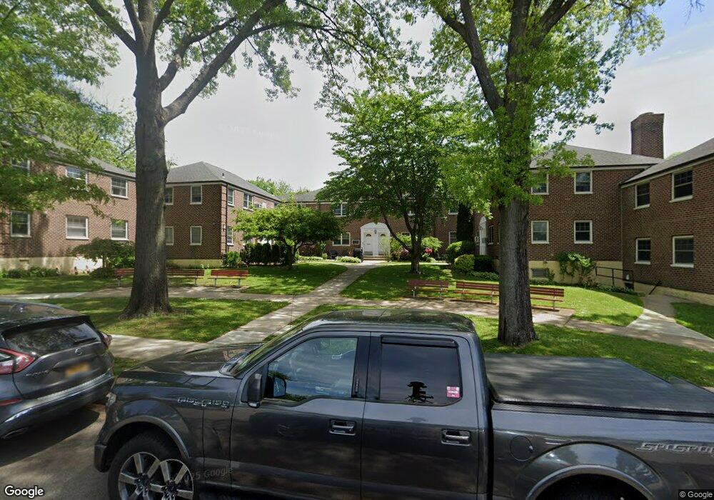 24932 57th Ave unit Lower, Little Neck, NY 11362 - photo 1