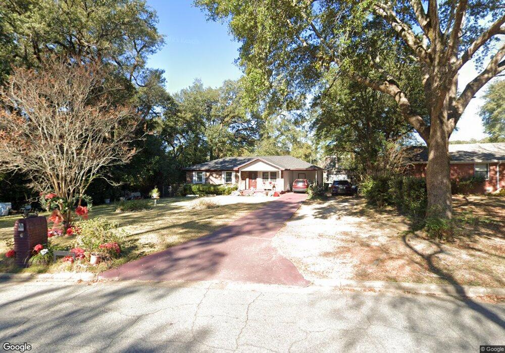 711 Colquitt Cir, Albany, GA 31707 - photo 1