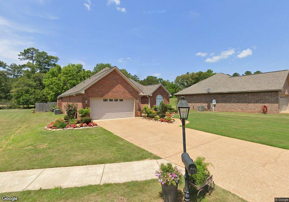 1010 Wolf Hollow Dr unit 5, Wesson, MS 39191 - photo 1