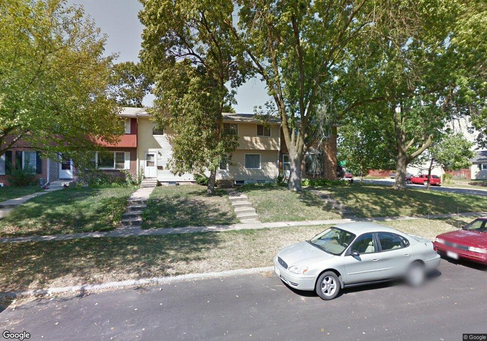 1405 W 2nd St, Cedar Falls, IA 50613 - photo 1