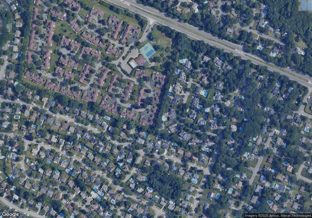 15 Ashley Cir, ComMacK, NY 11725 - photo 1