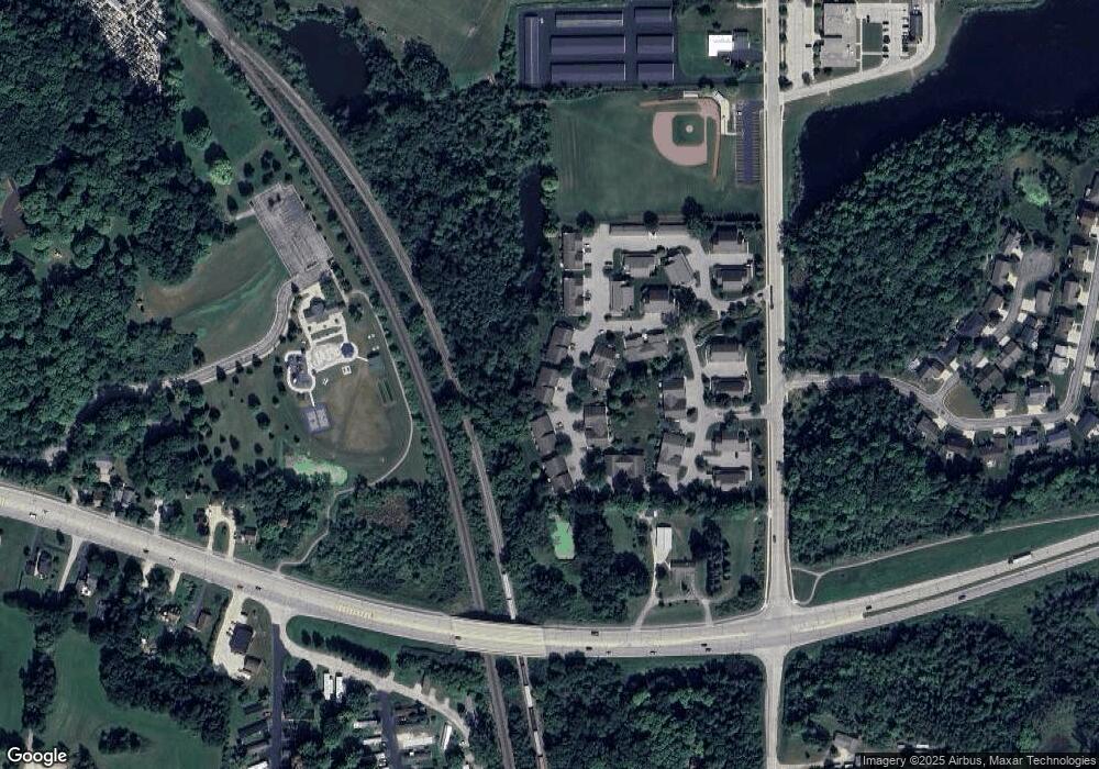 533 Slinger Rd unit M2, Slinger, WI 53086 - photo 1