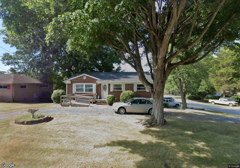 310 Sunrise Ave, Asheboro, NC 27203 - photo 1