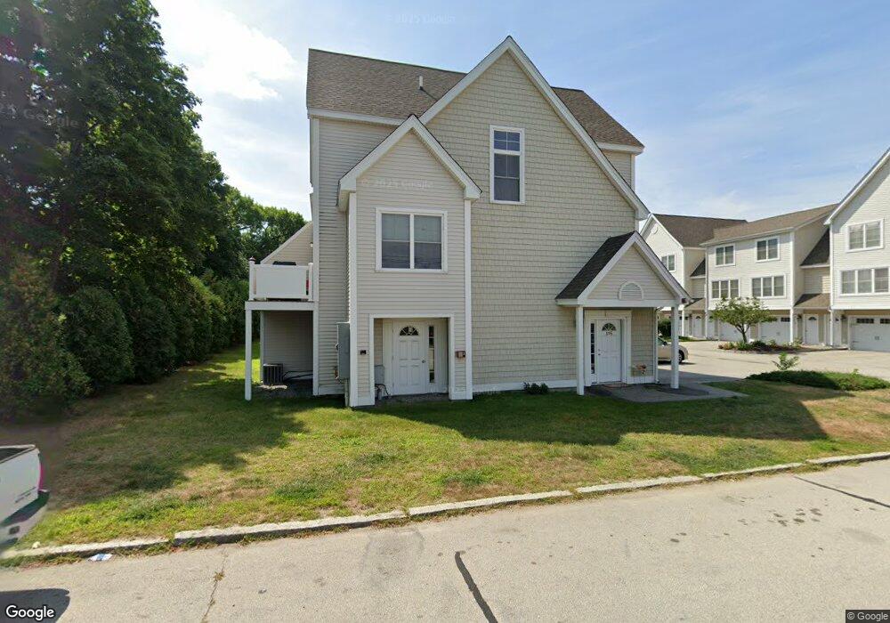 187 Silver St unit 11, Manchester, NH 03103 - photo 1